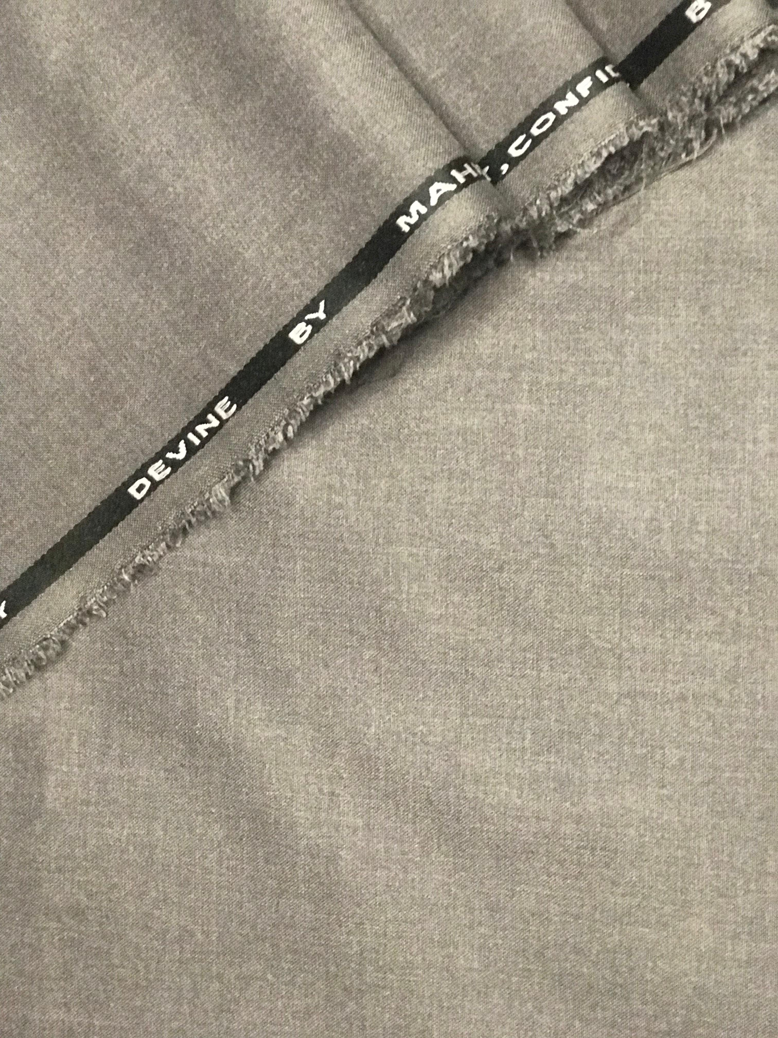 Men unstitched suit