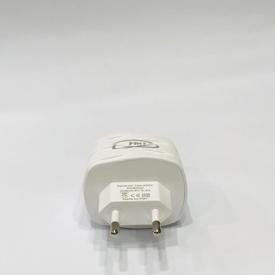FMT 106 Travel Fast Charger  With Cable