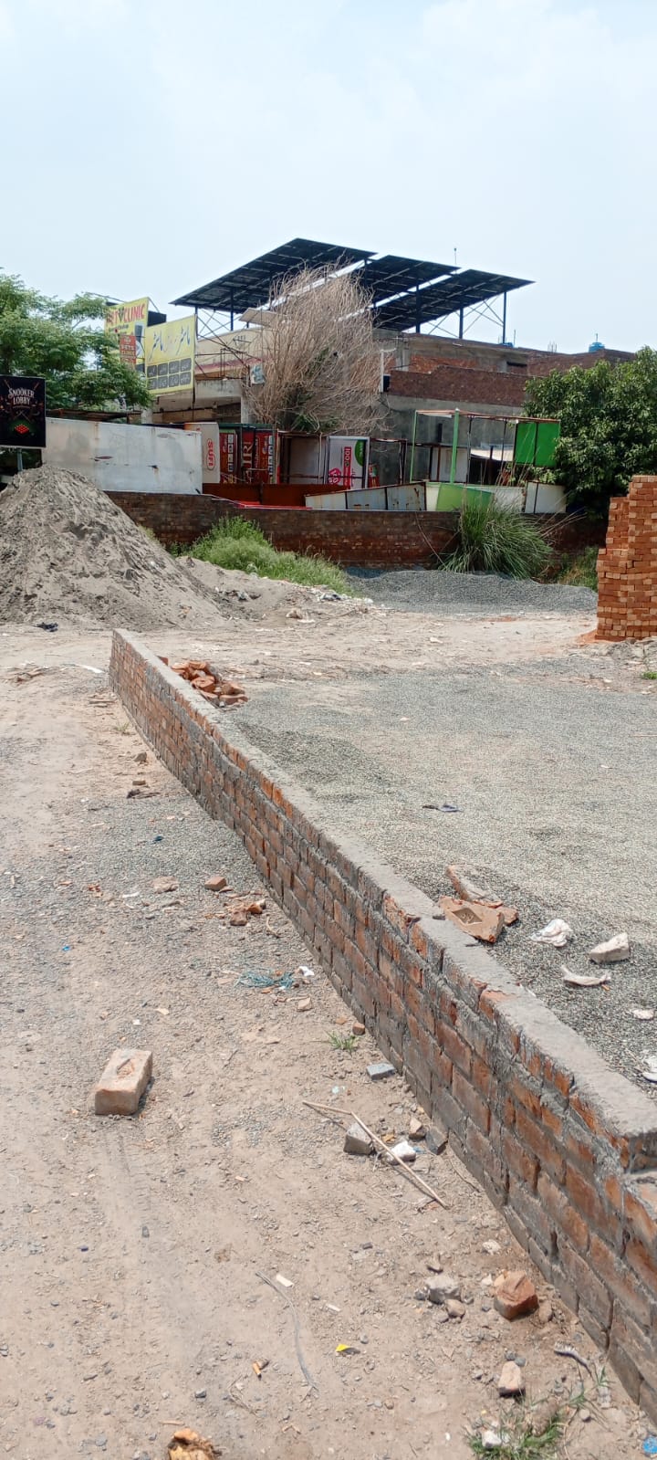 Commercial 5 Marla Plot Main College Road Lahore