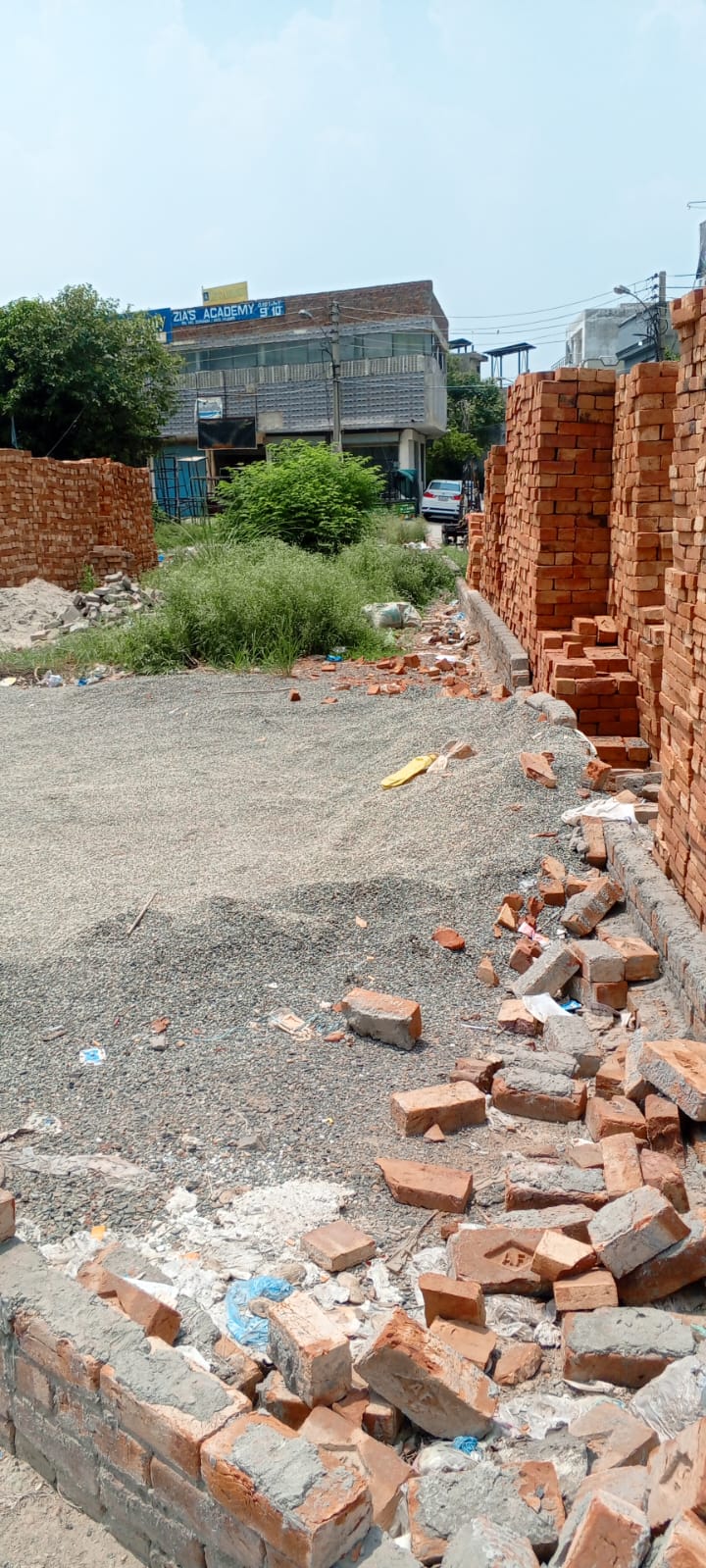 Corner Commercial 7 Marla Plot Main College Road Lahore