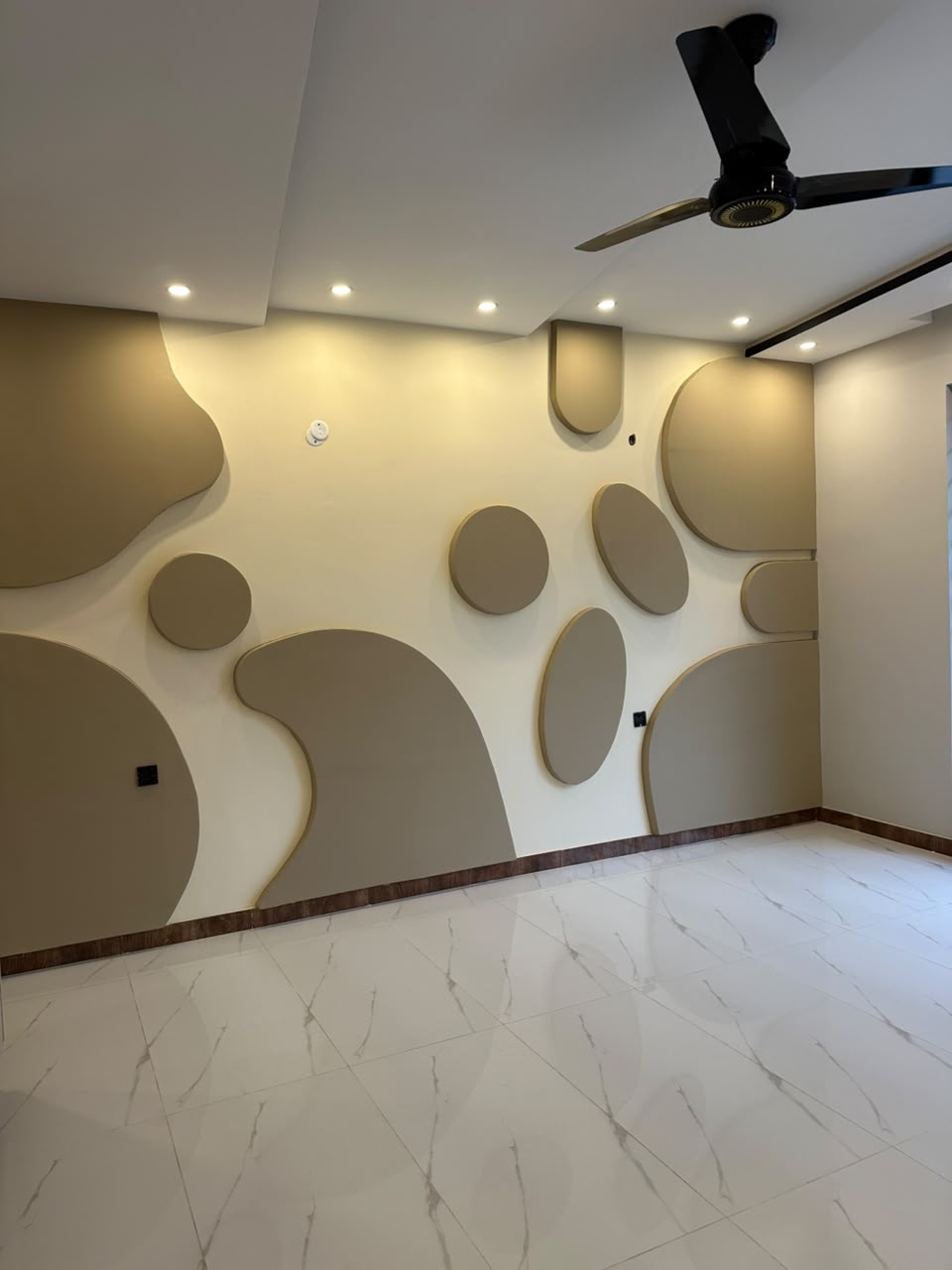 1 Kanal Ultra modern brand new house for sale Engineers Town Lahore