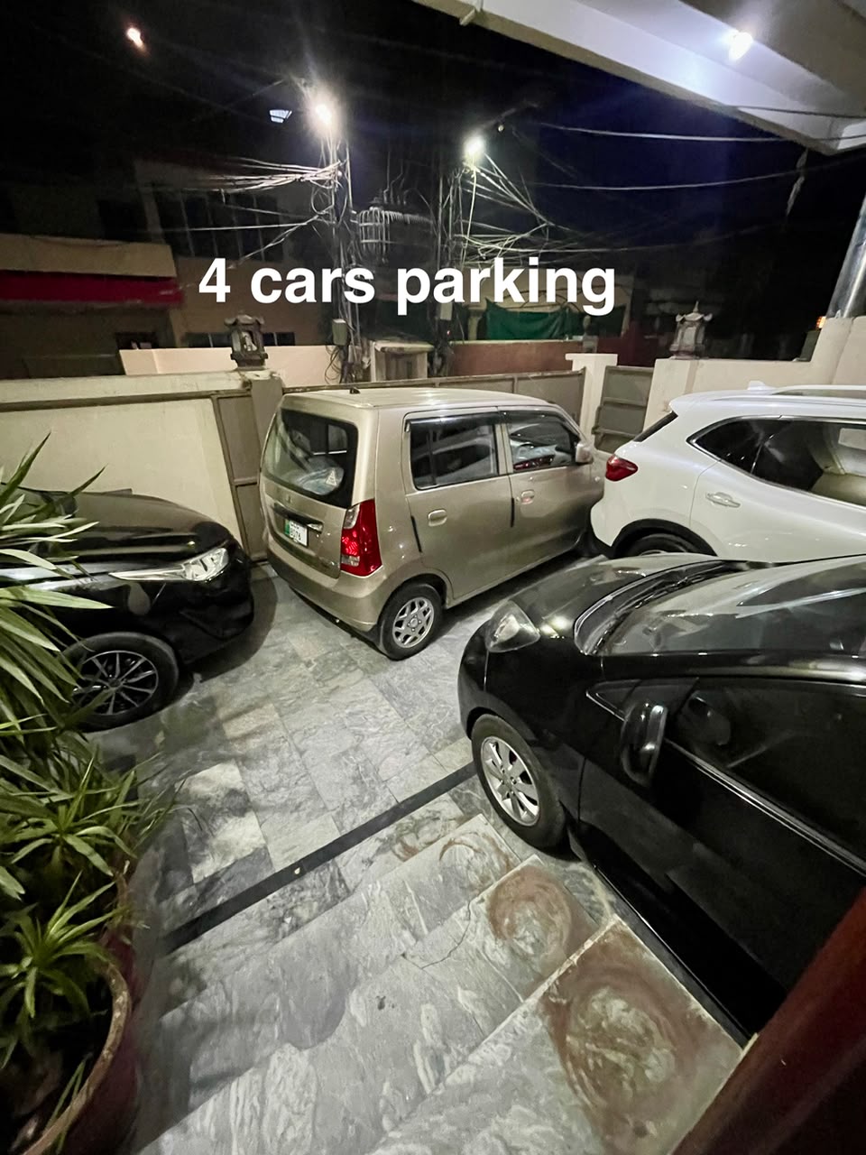 10 MARLA TRIPLE STORY HOUSE FOR SALE M BLOCK GULBERG 3 LAHORE